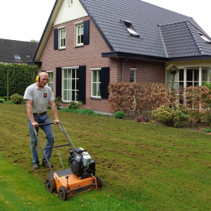 Rietdekkersbedrijf Van den Esschert Epe